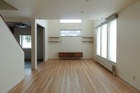 ゆったりポーチで　雨に濡れない玄関